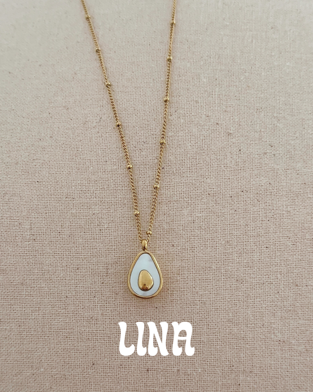 AVOCADO NECKLACE