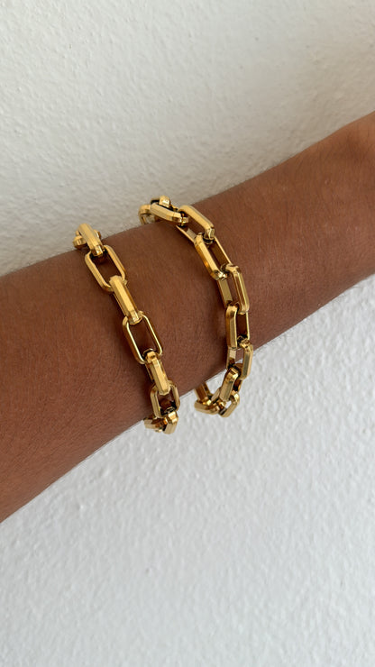 ALEXA BRACELET