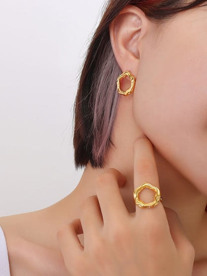 SUSA RING